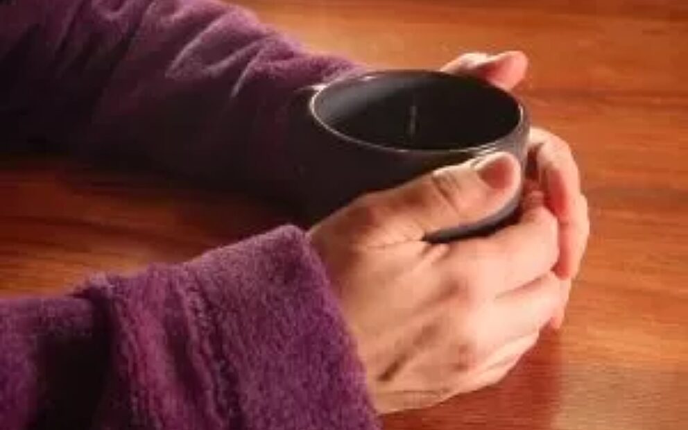 Mug of tea 706602 m 300x199 jpg