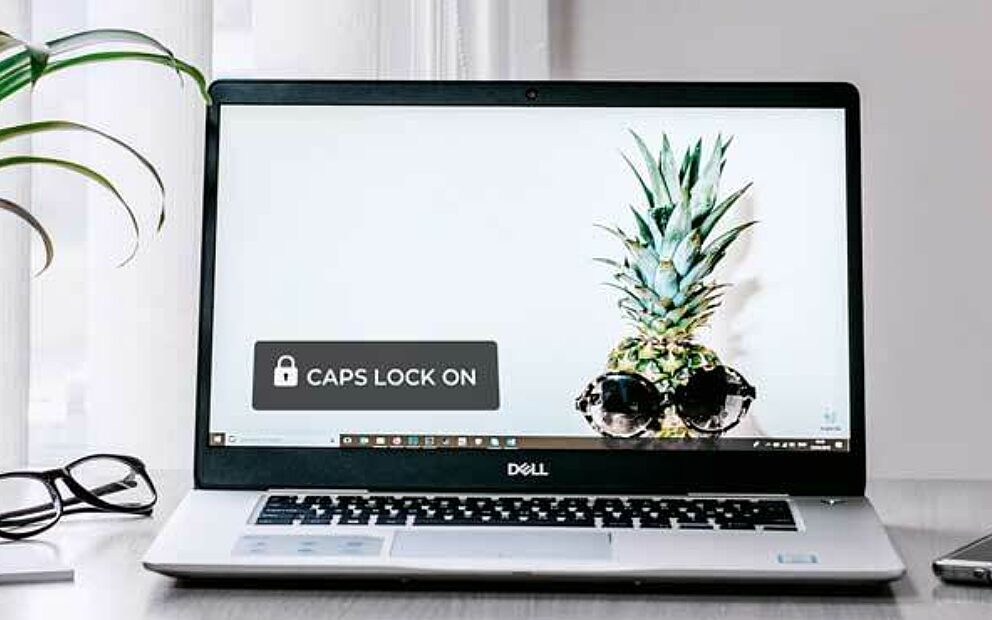 Caps Lock Indicator feat
